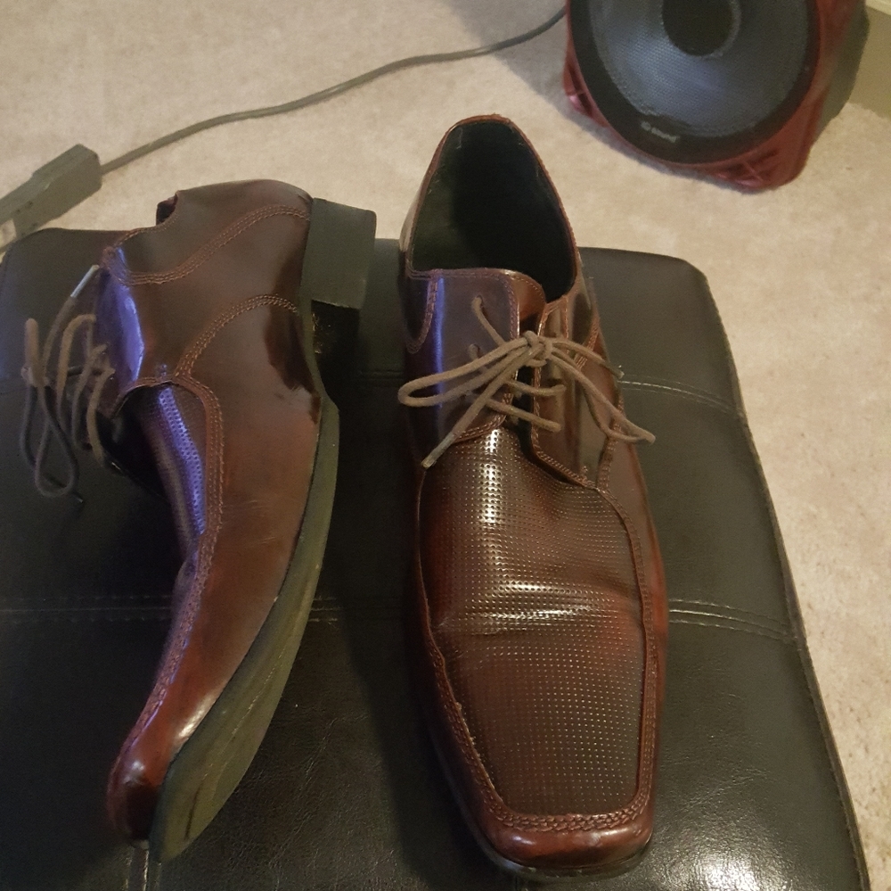 Mens dress shoes